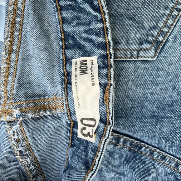 Urban Planet mom jean shorts, size 3 - Picture 3 of 3